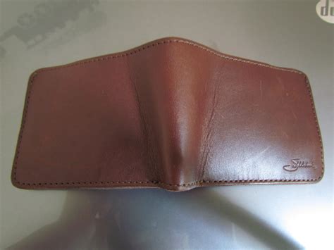Gear Reviews: Saddleback Leather Medium Bifold Wallet