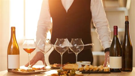 profesi sommelier tugas jobdesk gaji keahlian  jenjang karir