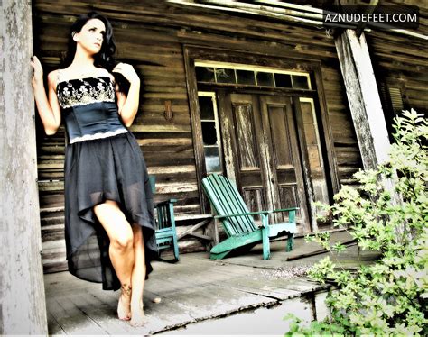 STEPHANIE HAYDEN Feet - AZNudeFeet