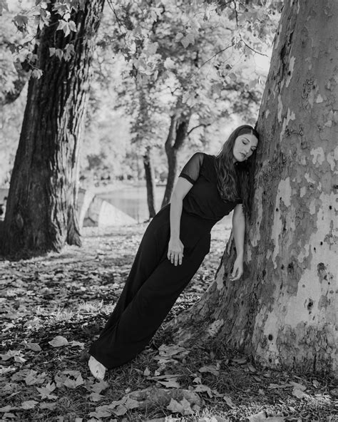 Small+Perky+Beautiful+Breasts Photos, Download The BEST Free Small