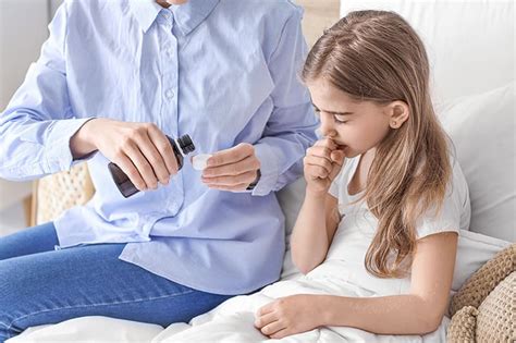 Сухой кашель у ребенка: чем лечить? | Бронхипрет
