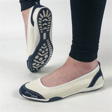 Балетки женские Allshoes белые летние с перфорацией 39 (25.5 см) 173925 ...