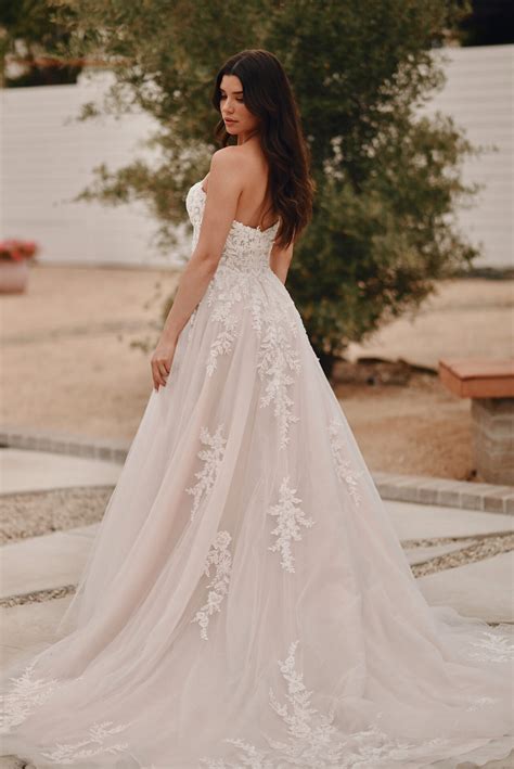 Wedding Dresses Sydney - Sweethearts Bridal Boutique