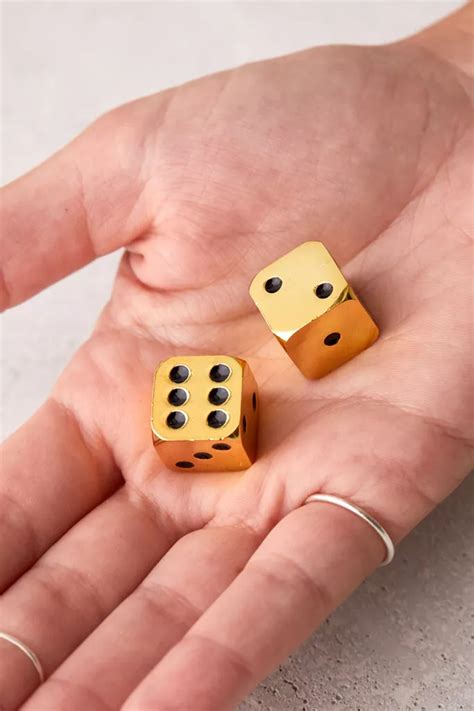 Gold Games Gold Dice Set | Urban Outfitters