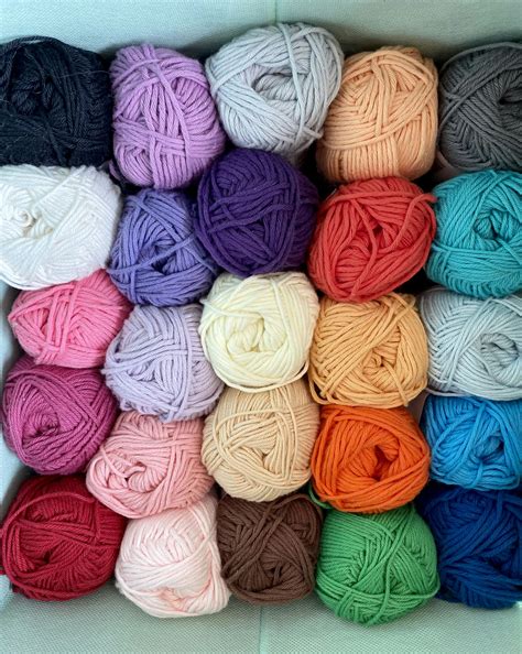 yarn pictures   images  unsplash