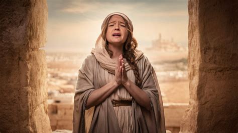 Hannah in the Bible: Inspiring Faith, Prayer, and Divine Dedication