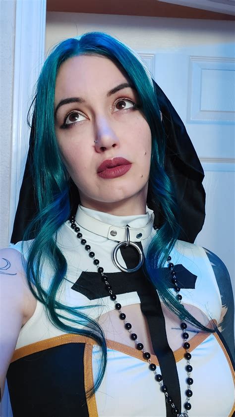 Official Lua Saturnii Account on Tumblr