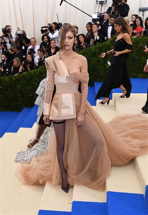 The Best Dressed of MET Gala 2017 | Dress24h