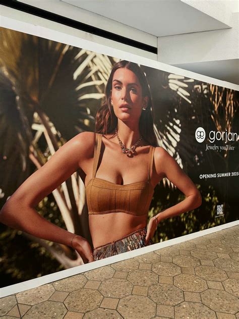 A complete guide to the weekday and westfarms mall hours 11