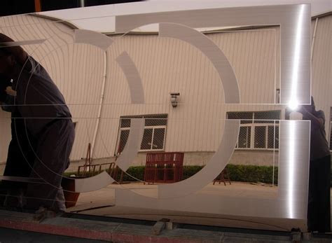 etched designs  stainless steel  patterns