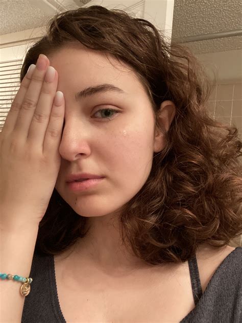 Leana Lovings 💕 on Twitter: "I briefly tried colored contacts today