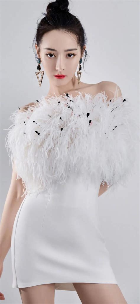 (Wave 43) Did you love Dilraba's long legs? - iNEWS