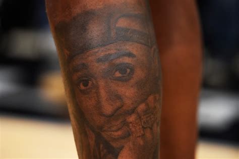 Kevin Durant Tattoos : See It Kevin Durant Gets Tattoo Of Tupac On His ...