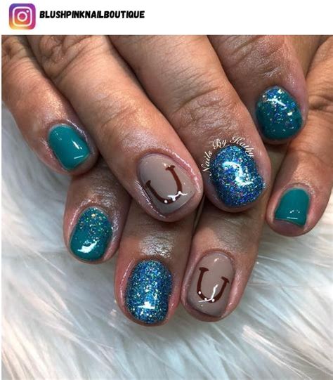 56 Horseshoe Nail Art Designs - Nerd About Town