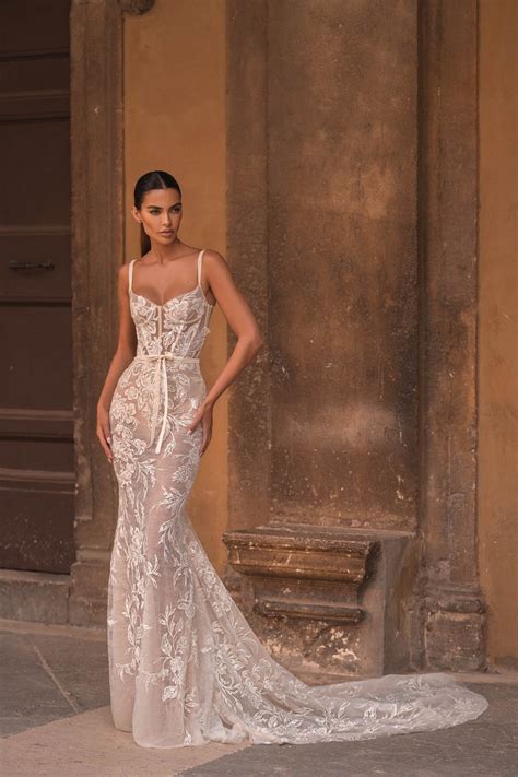 The Find Bridal Outlet - Bridal Sample Sale Boutique - Find Designer