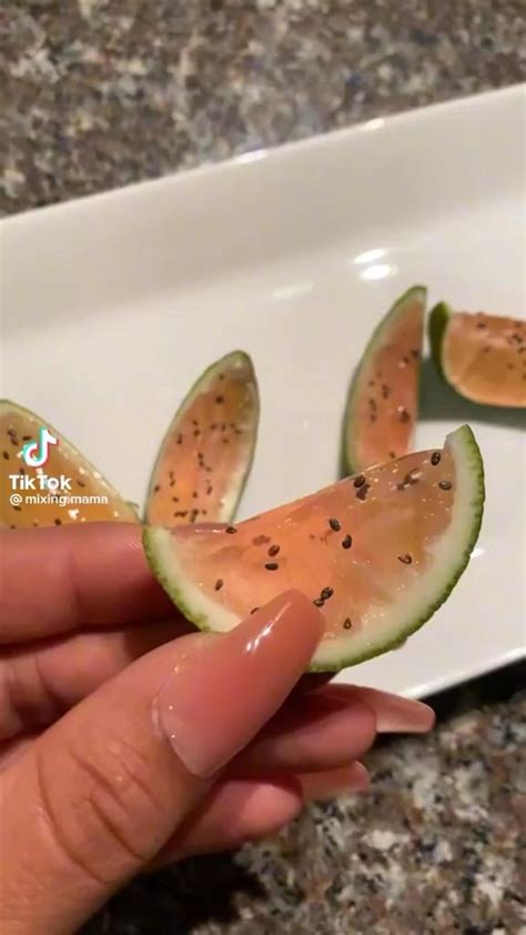 how to make hello shots