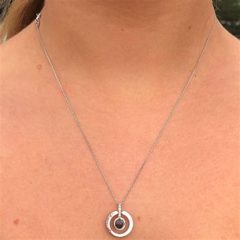 Сребърнo колие с надпис "Обичам те" на 100 езика – Silenti Jewelry