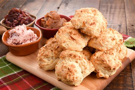 Holiday Morning Biscuit Bar Recipe - Home Chef