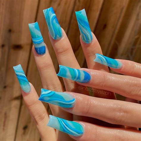 31 Trendy Summer Acrylic Nails - Kiwi & Plums