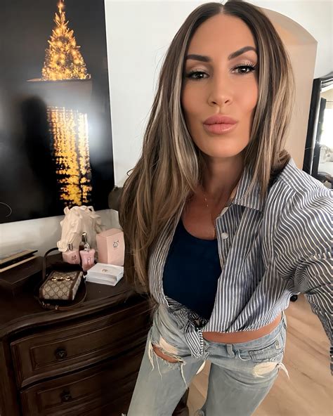 Misskatietx - Kiss kiss 💋 hugs 🤗 to all my amazing friends….. hope you