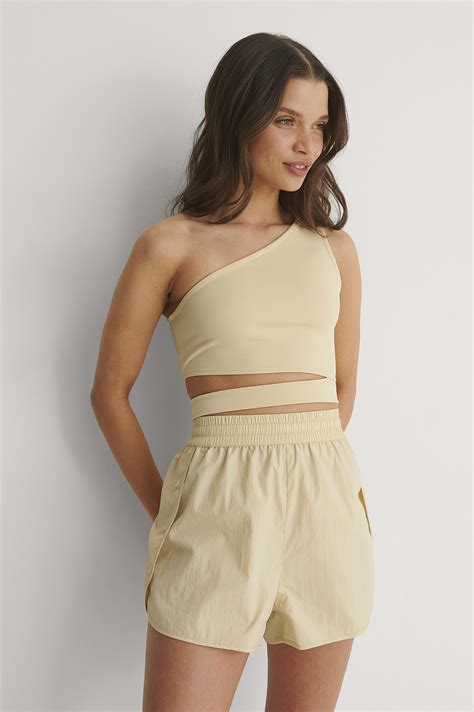Sporty Mini Shorts Beige | na-kd.com