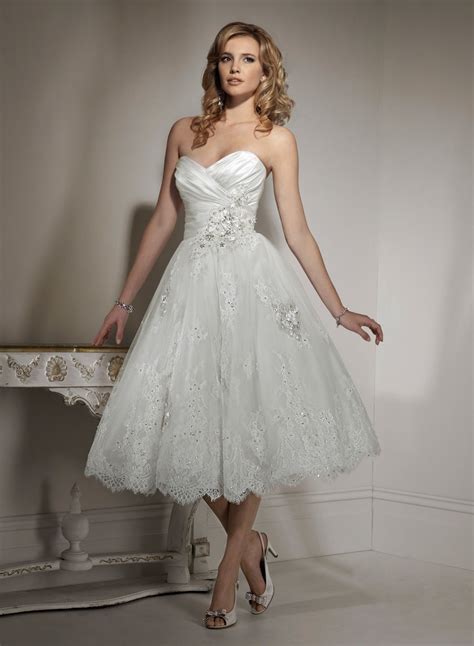 Best Wedding Dresses For Older Ladies in the world Learn more here ...