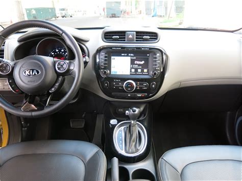 2014 Kia Soul: 59 Interior Photos | U.S. News