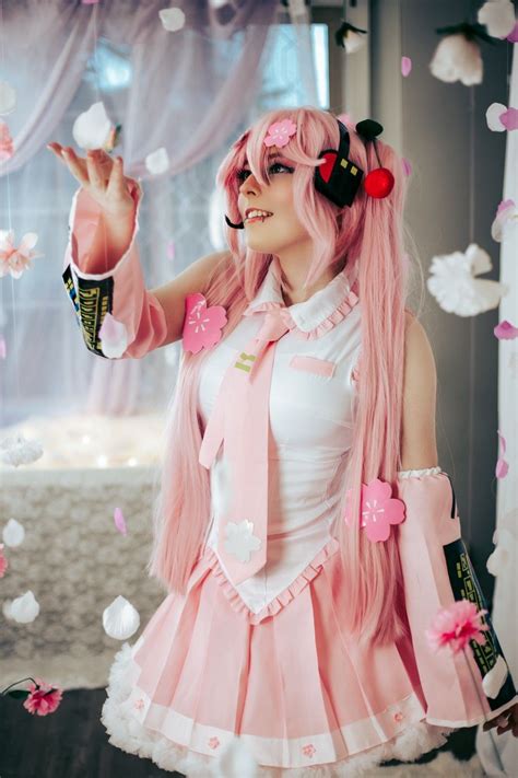 Sakura Miku 🌸 | Miku cosplay, Miku, Cosplay