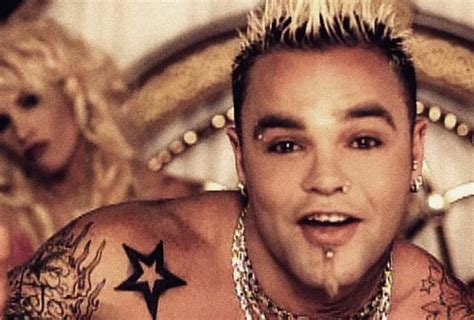 shifty shellshock   death crazy town vocalist died  mix