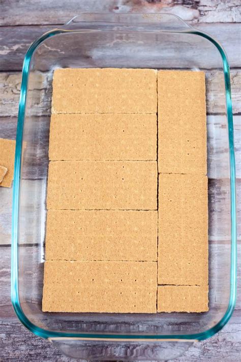 chocolate no bake eclair cake 10