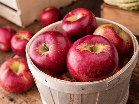 What Are Cortland Apples - Learn About Cortland Apple Tree Care
