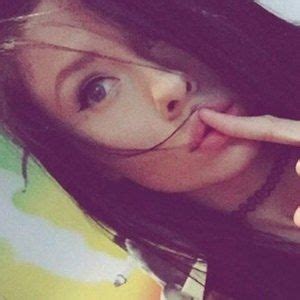 Andie Case - Age, Family, Bio | Famous Birthdays