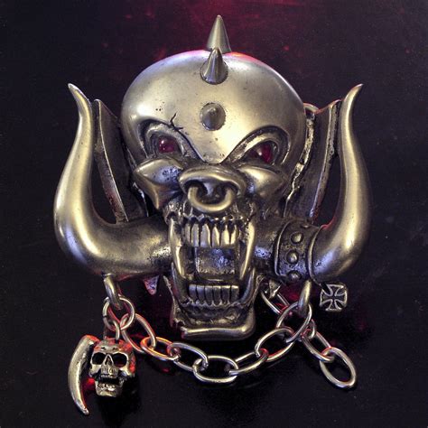 File:Motorhead Snaggletooth Belt Buckle.jpg - Wikimedia Commons