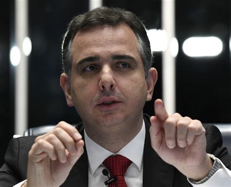 pacheco prorroga vigencia da mp  credito por mais  dias politica