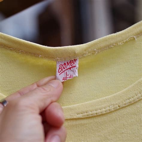 vintage print tee   biscco