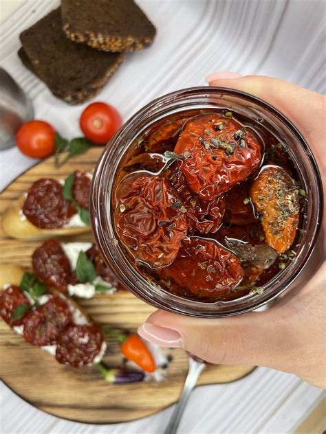 Вялені помідори, сушені томати: 200 грн. - Продукты питания / напитки ...
