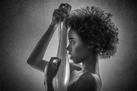 Black Hd Wallpaper Portrait at Samantha Atherton blog