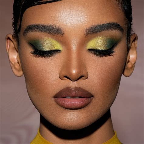 Enchanting Eye Makeup Looks for Mesmerizing Brown Eyes - Hunter Games Magazine