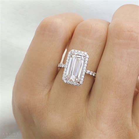 Emerald Cut Engagement Rings