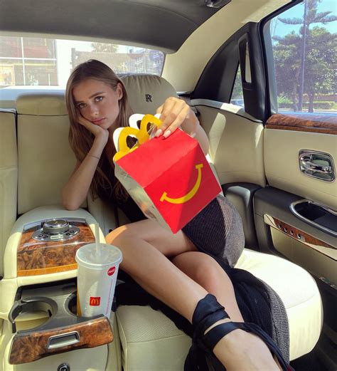 Viktoria Tishko: La joven modelo rusa que conquista OnlyFans - ColorMusic