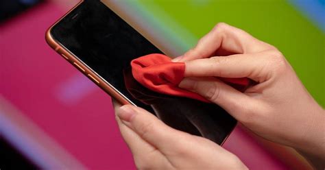 Como Limpar Meu Iphone - Como limpar seu iPhone e evitar que arranhe. ITIGIC