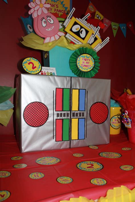 Yo Gabba Gabba Birthday Party - Amidst the Chaos