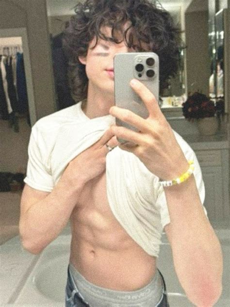 @supremealpha on Tumblr