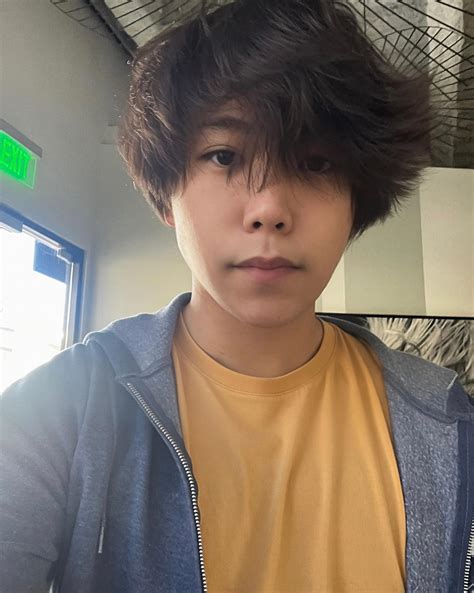 Aleks Le by UP844TF22-Production on DeviantArt