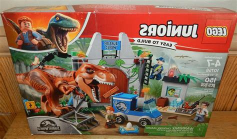 New LEGO Juniors Jurassic World T Rex Break