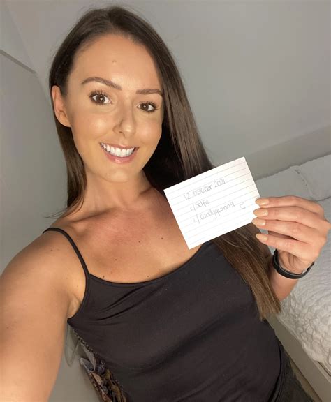 Happy Tuesday xo [f31] | Scrolller