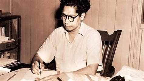 Harivansh Rai Bachchan Age, Height, Weight, Wiki, Biography, Family ...
