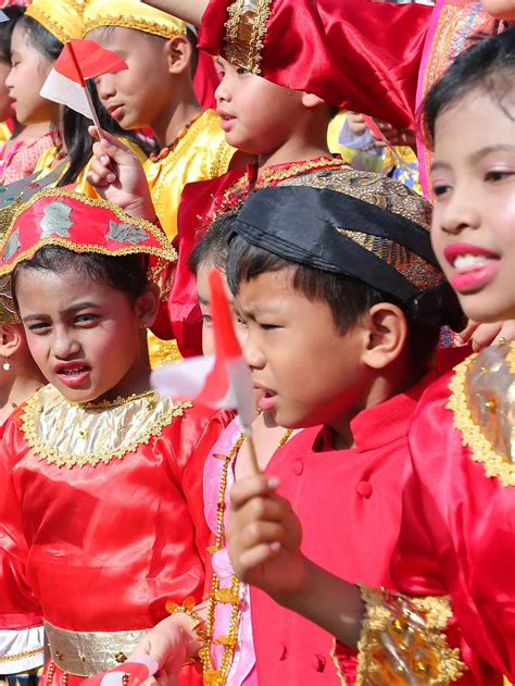 Sebutkan 4 Ciri Lagu Daerah 9