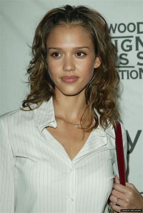 jessica alba jessica alba hair  jessica alba curly hair jessica