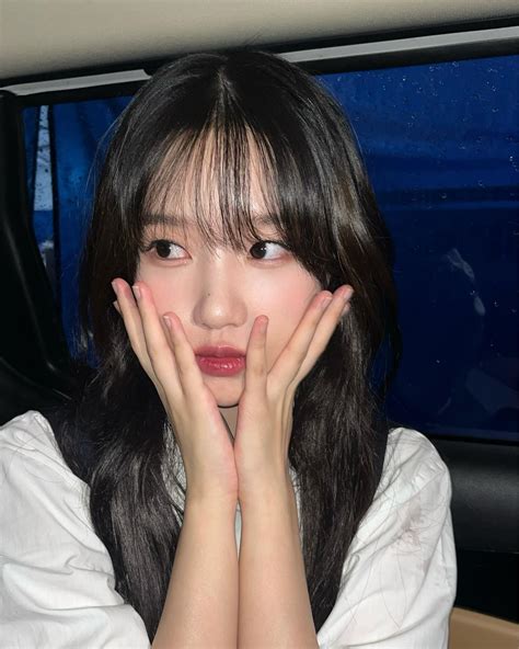 조유리 JO YURI | 차에 타봐 | Instagram